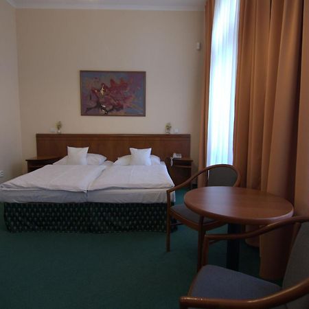 Hotel Westend Mariánské Lázně Exterior foto